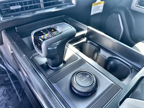 New 2026 GMC Hummer EV 2X image 26