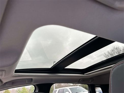 New 2026 Nissan Kicks SR w/ SR Premium Package image 24