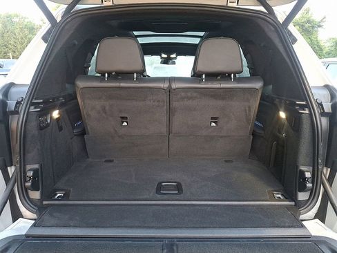 Certified 2023 BMW X7 xDrive40i w/ Premium Package image 25