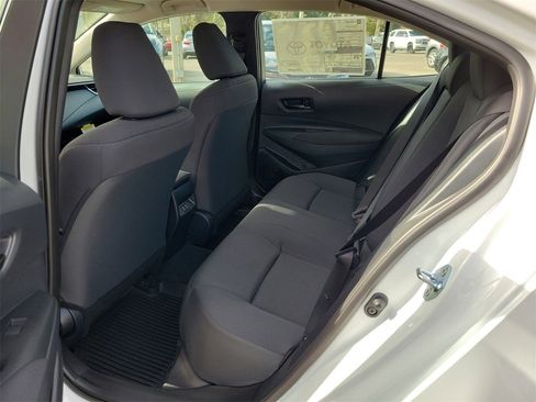 Used 2026 Toyota Corolla LE image 10