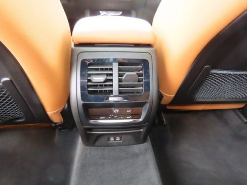 Used 2024 BMW X3 sDrive30i w/ Premium Package image 20