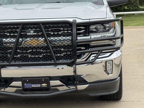 Used 2018 Chevrolet Silverado 1500 LTZ w/ Texas Edition AWD/4WD image 10