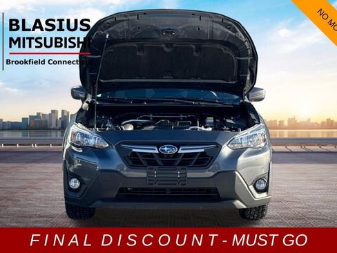 Used 2023 Subaru Crosstrek 2.0i Premium image 32