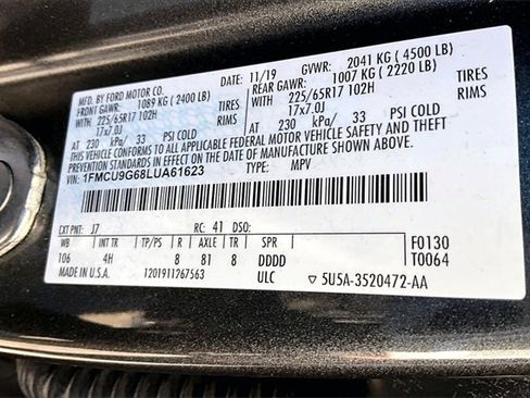 Used 2020 Ford Escape SE image 19