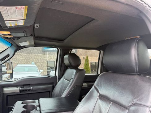 Used 2016 Ford F250 Lariat w/ Chrome Package image 12