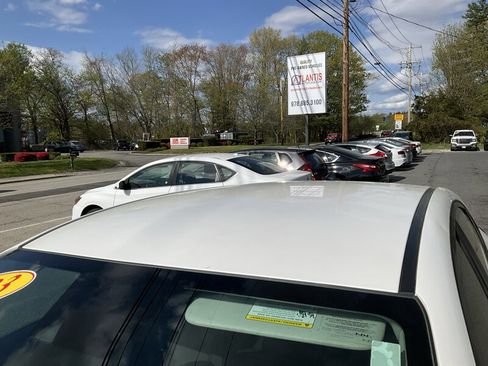 Used 2023 Kia Forte LXS FWD image 9