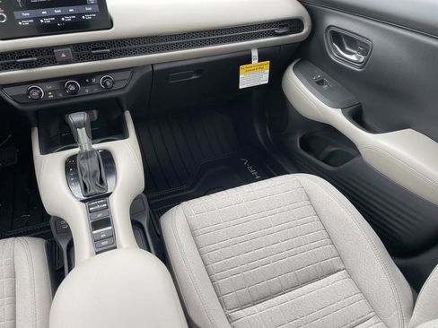 New 2026 Honda HR-V LX image 21