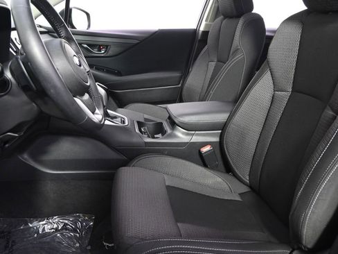 Used 2024 Subaru Outback Premium image 13