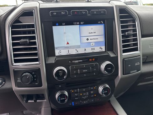 Used 2017 Ford F250 King Ranch w/ King Ranch Ultimate Package AWD/4WD image 14