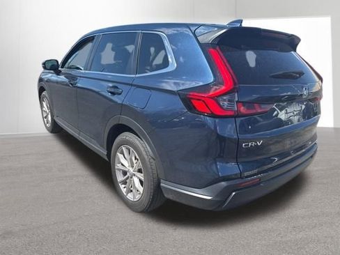 Used 2024 Honda CR-V EX image 3