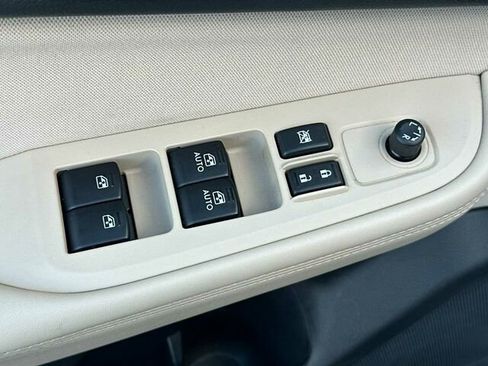 Used 2018 Subaru Outback 2.5i Premium image 13