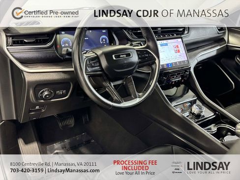 Used 2022 Jeep Grand Cherokee Limited AWD/4WD image 19