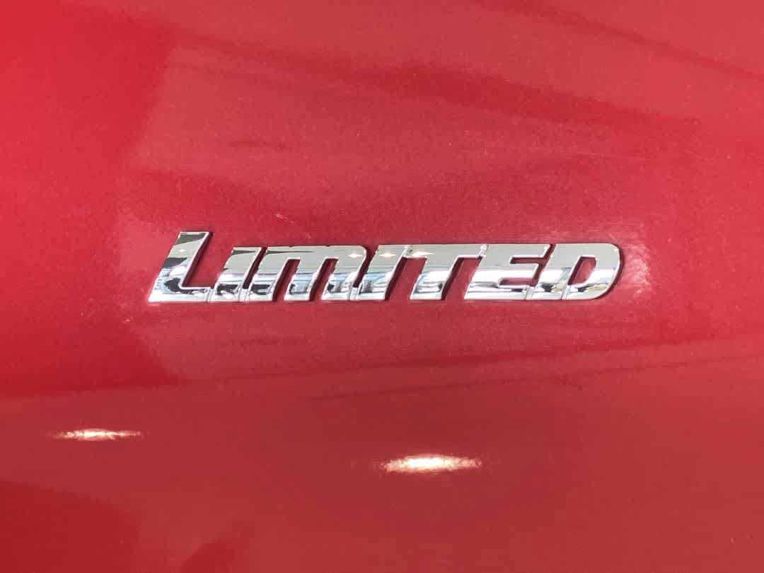 Used 2017 Toyota 4Runner Limited AWD/4WD image 11
