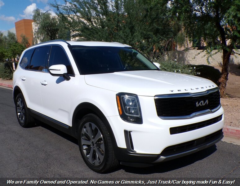 Used 2022 Kia Telluride EX w/ EX Premium Package FWD image 1