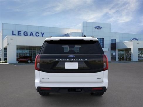 New 2026 Ford Expedition Max Active RWD image 5