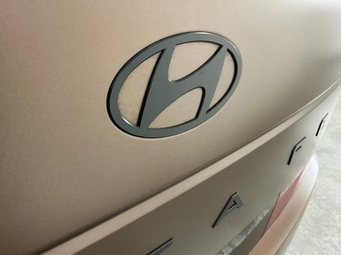 Used 2024 Hyundai Santa Fe Calligraphy AWD/4WD image 5