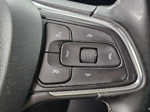 Used 2024 Buick Encore GX Preferred FWD image 30