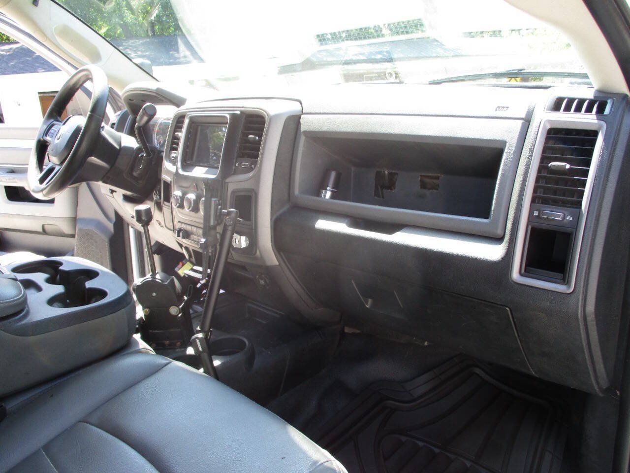 Used 2015 RAM 5500 Tradesman w/ Power Accessory Group AWD/4WD image 35