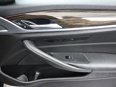 Used 2019 BMW 530i xDrive w/ Convenience Package image 42