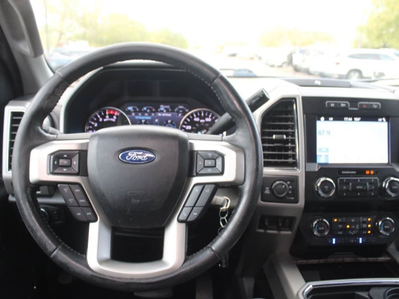 Used 2019 Ford F250 Lariat w/ Chrome Package AWD/4WD image 24