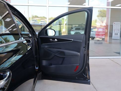 Used 2020 Kia Sorento LX w/ LX I4 Convenience Package AWD/4WD image 40