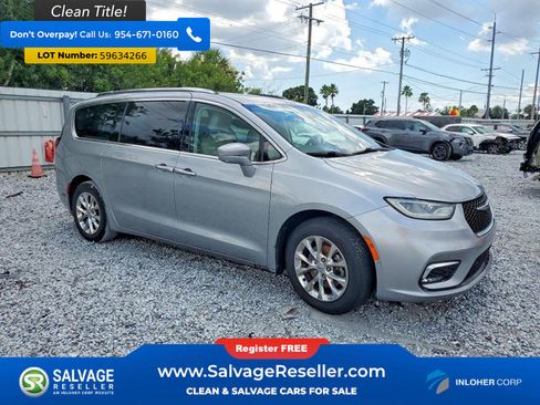 Used 2021 Chrysler Pacifica Touring-L w/ Premium & Safety Sphere Group FWD image 5