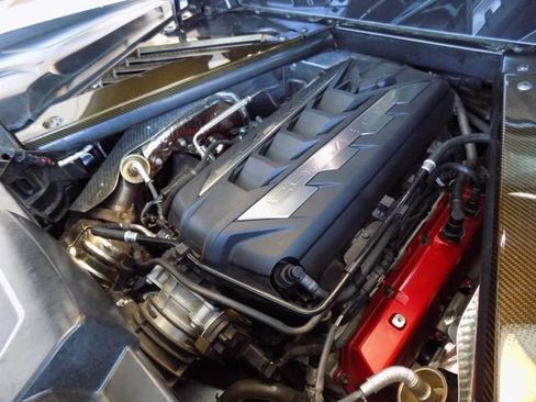 Used 2021 Chevrolet Corvette Stingray Premium Cpe w/ Z51 Performance Package RWD image 46