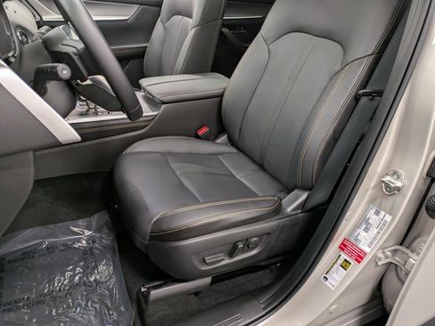 Certified 2025 MAZDA CX-90 3.3 Turbo w/ Premium Sport Pkg image 9