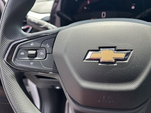 Used 2024 Chevrolet TrailBlazer LT FWD image 25