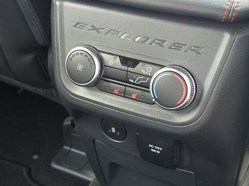 Used 2025 Ford Explorer ST-Line w/ Premium Package RWD image 19