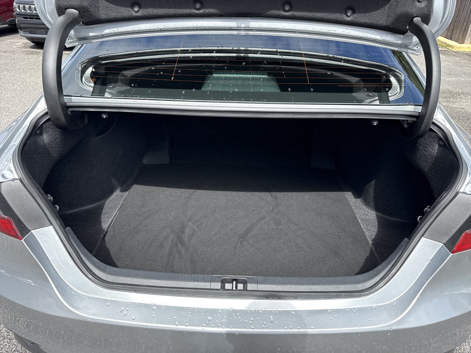 Used 2024 Toyota Camry LE w/ Convenience Package FWD image 28