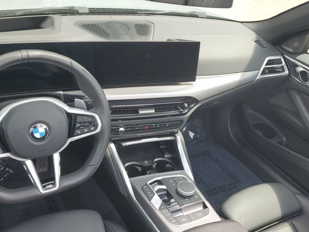 Used 2026 BMW 430i Convertible w/ M Sport Package RWD image 19