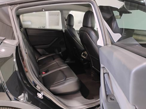 Used 2021 Tesla Model Y 2WD image 87