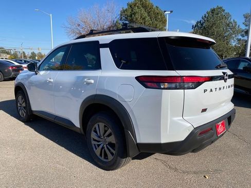 New 2025 Nissan Pathfinder SV w/ Black Appearance Package image 3