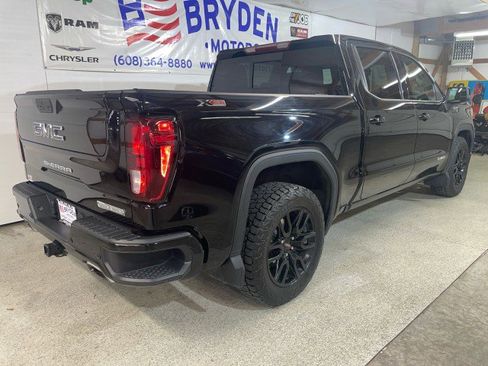Used 2021 GMC Sierra 1500 Elevation w/ Preferred Package image 2