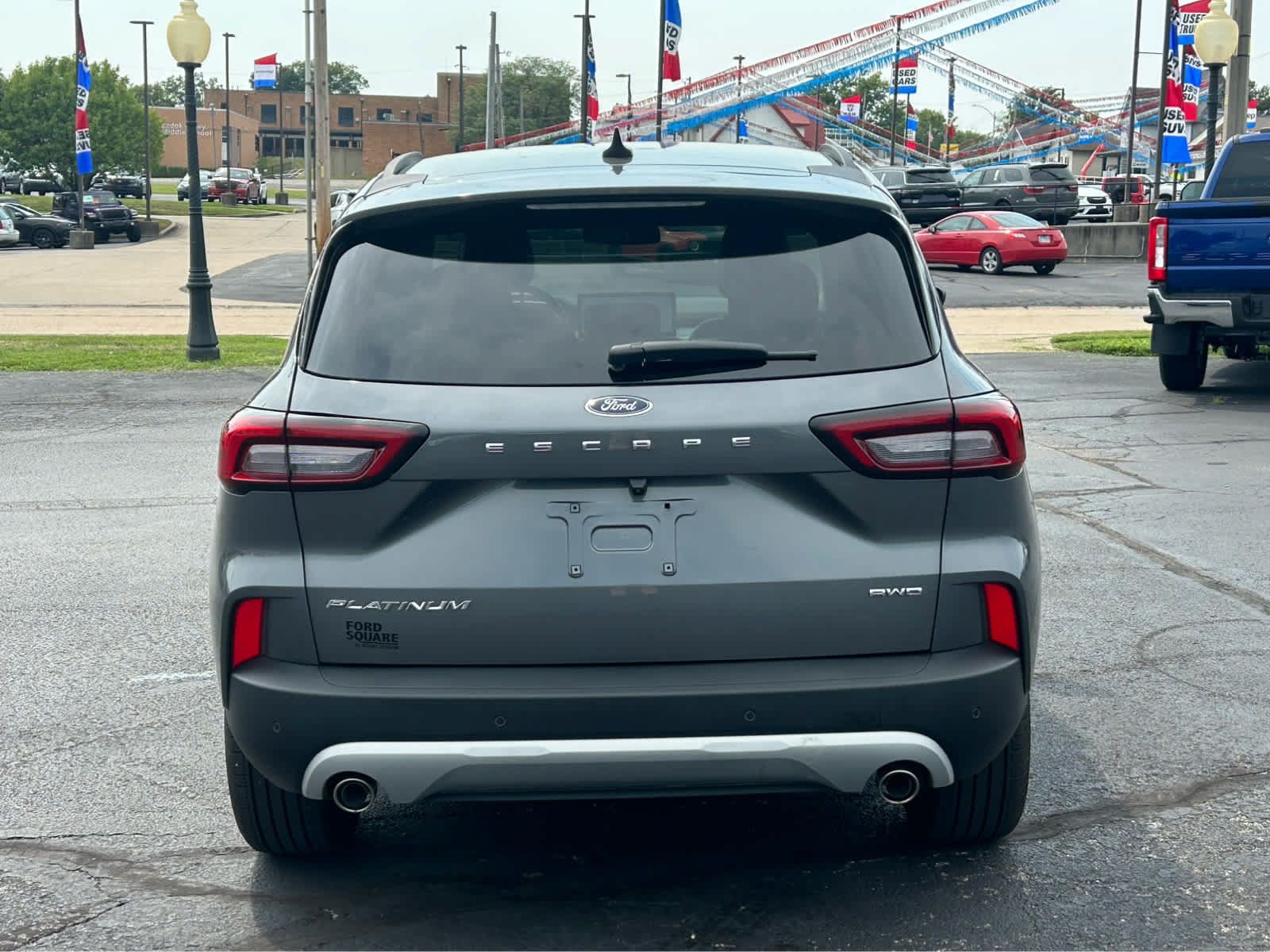 Used 2025 Ford Escape Platinum AWD/4WD image 5