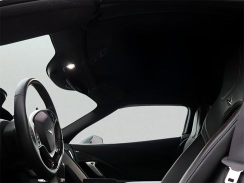 Used 2016 Chevrolet Corvette Z06 w/ 3LZ Preferred Equipment Group image 39