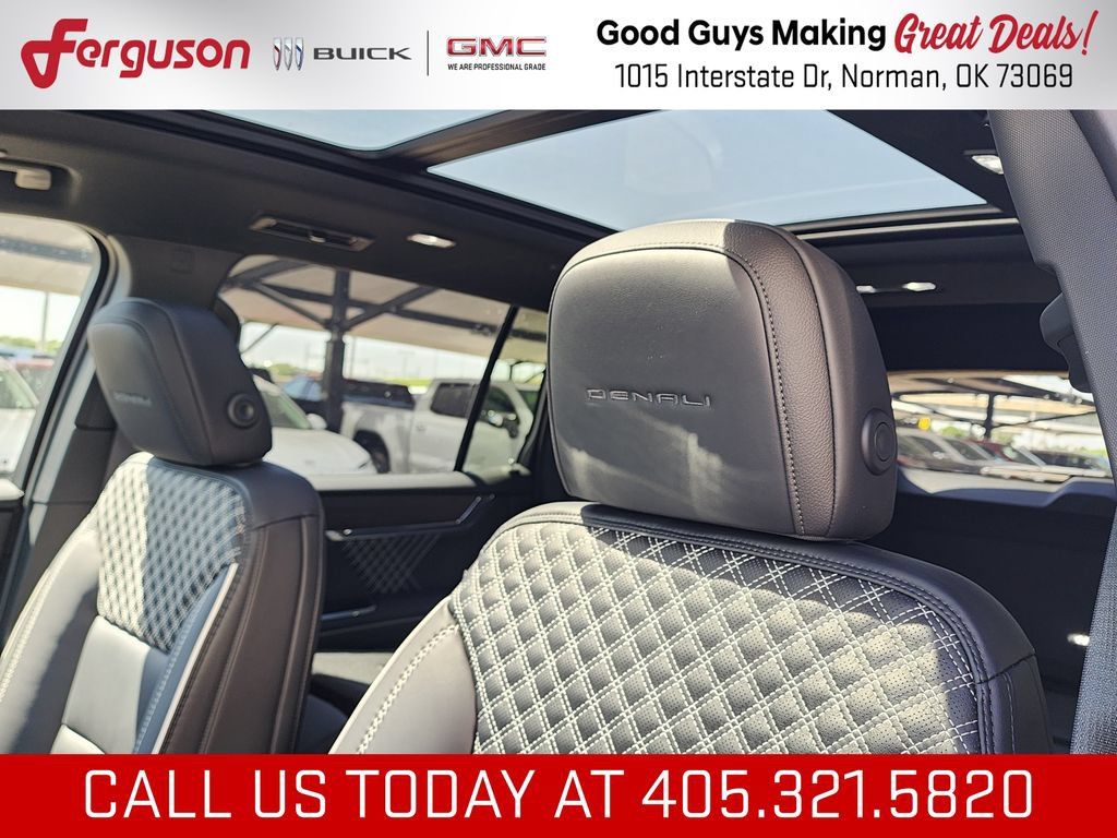 New 2026 GMC Acadia Denali w/ Super Cruise Package FWD image 17