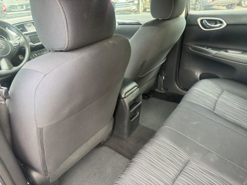 Used 2016 Nissan Sentra SV FWD image 20