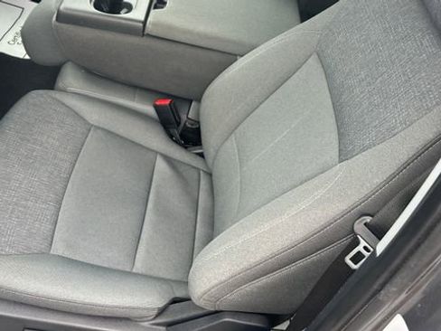 Used 2024 Ford F150 XLT image 17