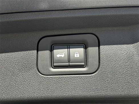 New 2026 Nissan Armada Platinum image 14