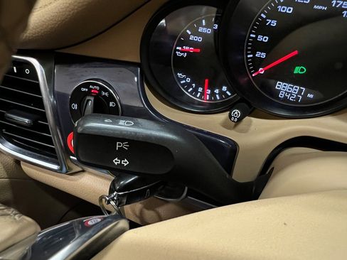 Used 2014 Porsche Panamera 4 image 26