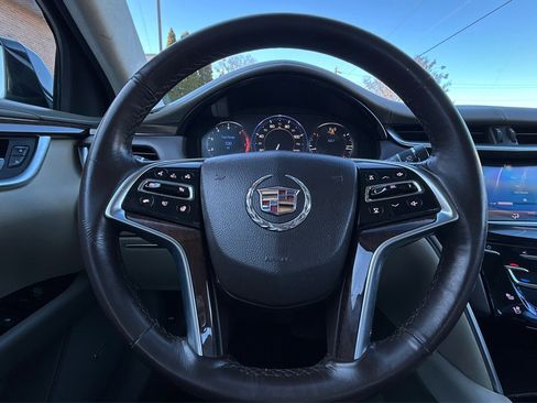 Used 2014 Cadillac XTS Platinum image 28