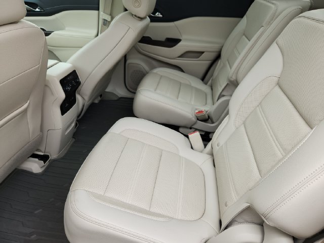Used 2020 GMC Acadia Denali w/ Trailering Package AWD/4WD image 19