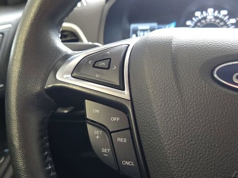 Used 2024 Ford Edge Titanium image 29