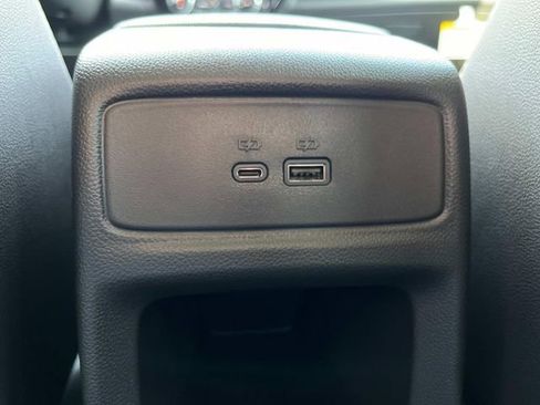 New 2026 Chevrolet Trax LT w/ Sunroof Package FWD image 18