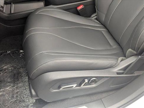 New 2026 Acura RDX SH-AWD image 4