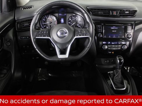 Certified 2021 Nissan Rogue Sport SV image 5