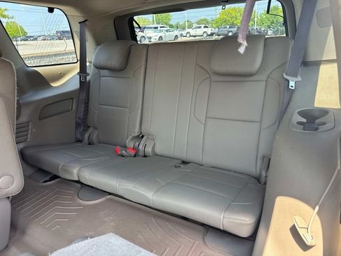 Used 2019 GMC Yukon SLT w/ Open Road Package AWD/4WD image 18