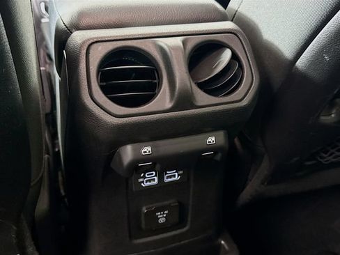 Used 2024 Jeep Wrangler Unlimited Rubicon 4xe AWD/4WD image 24